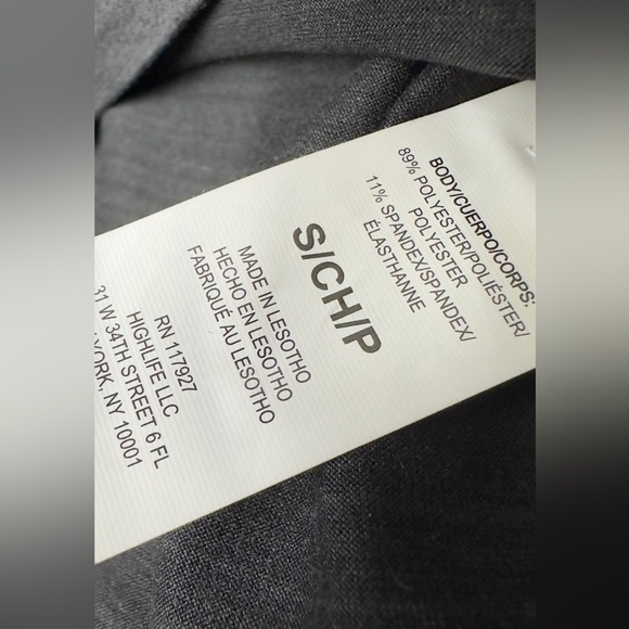 Reebok women’s small slim fit black athletic shirt​ - Picture 5 of 7